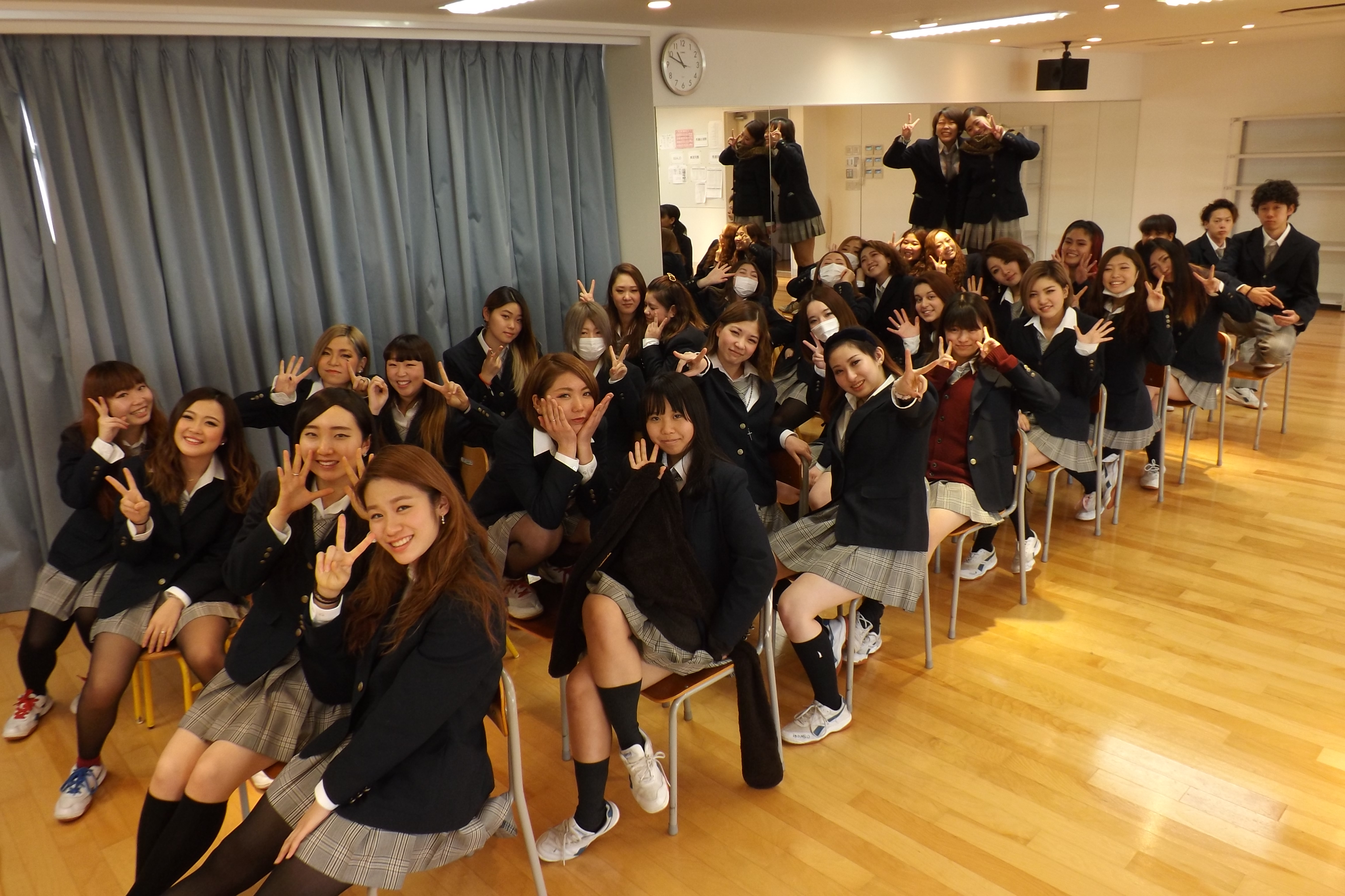 そそる集合写真 その10 [転載禁止]©bbspink.com	YouTube動画>4本 ->画像>2490枚 